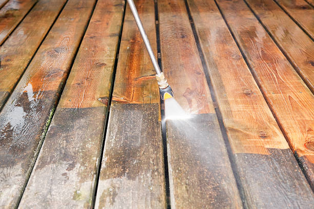 Garage Pressure Washing in Ligonier, IN